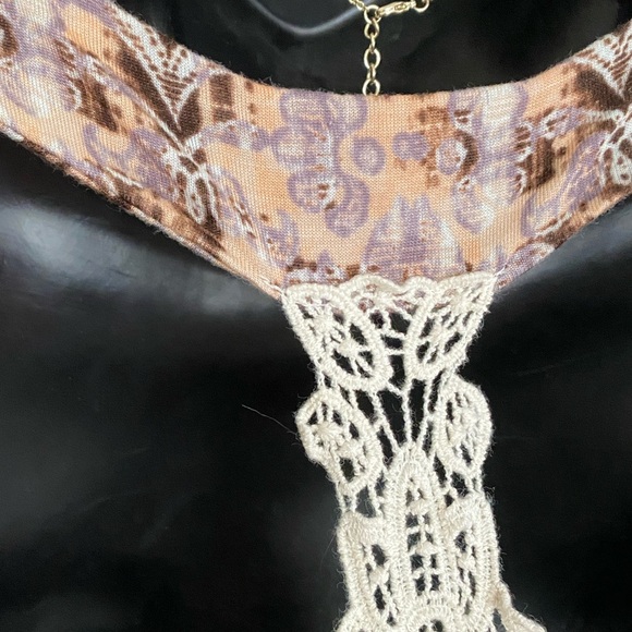 Daytrip Pattern Lace Back Tank Top - Picture 11 of 15